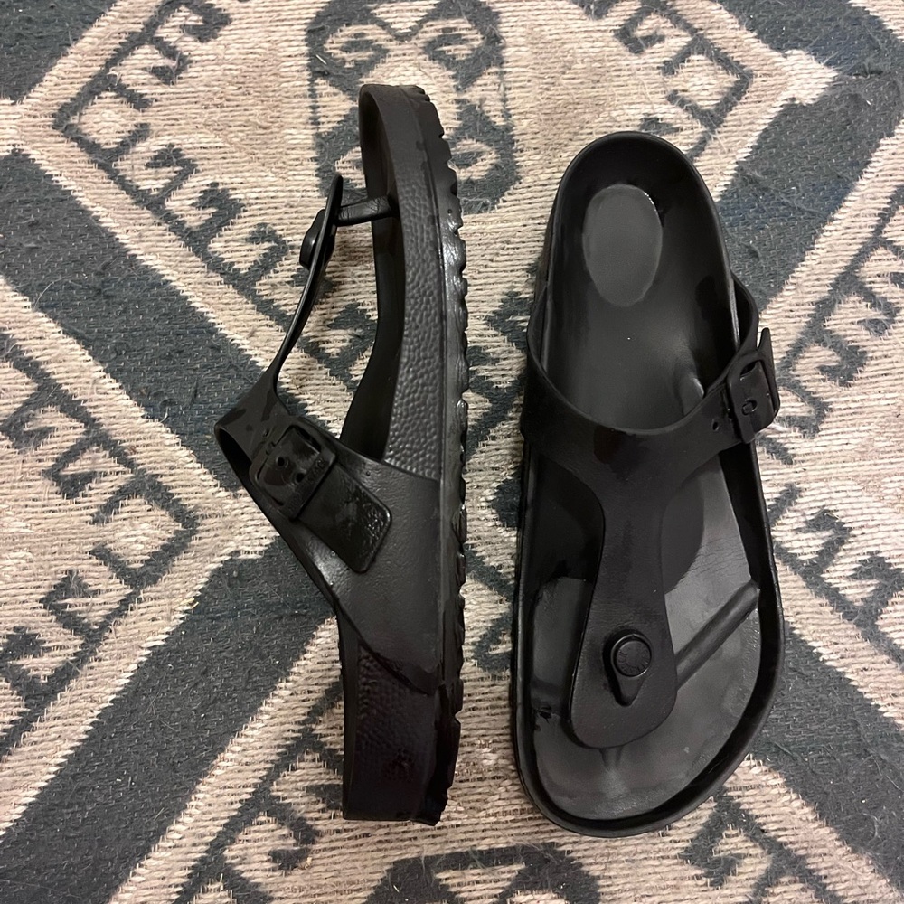 Birkenstock Gizeh Essentials Sandal W41